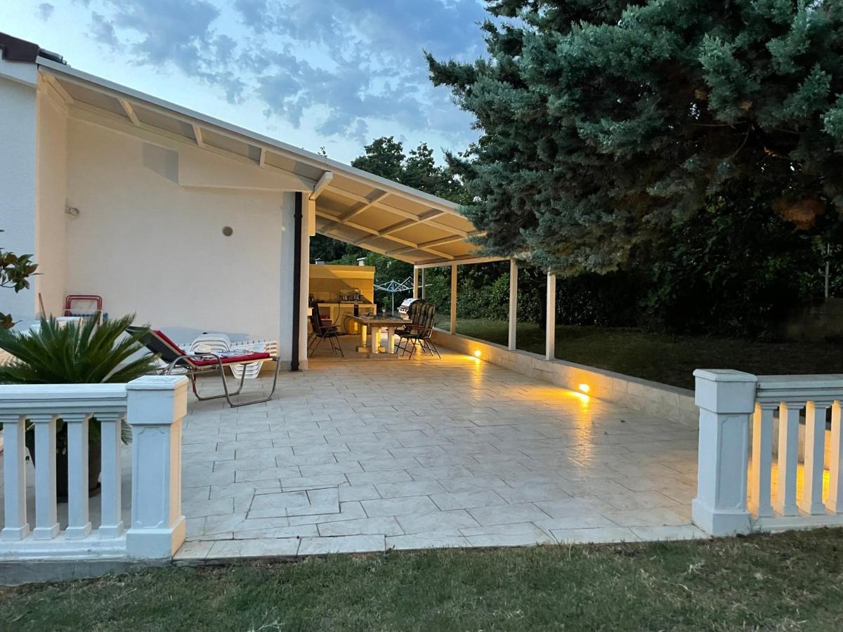 Monika Villa Njivice