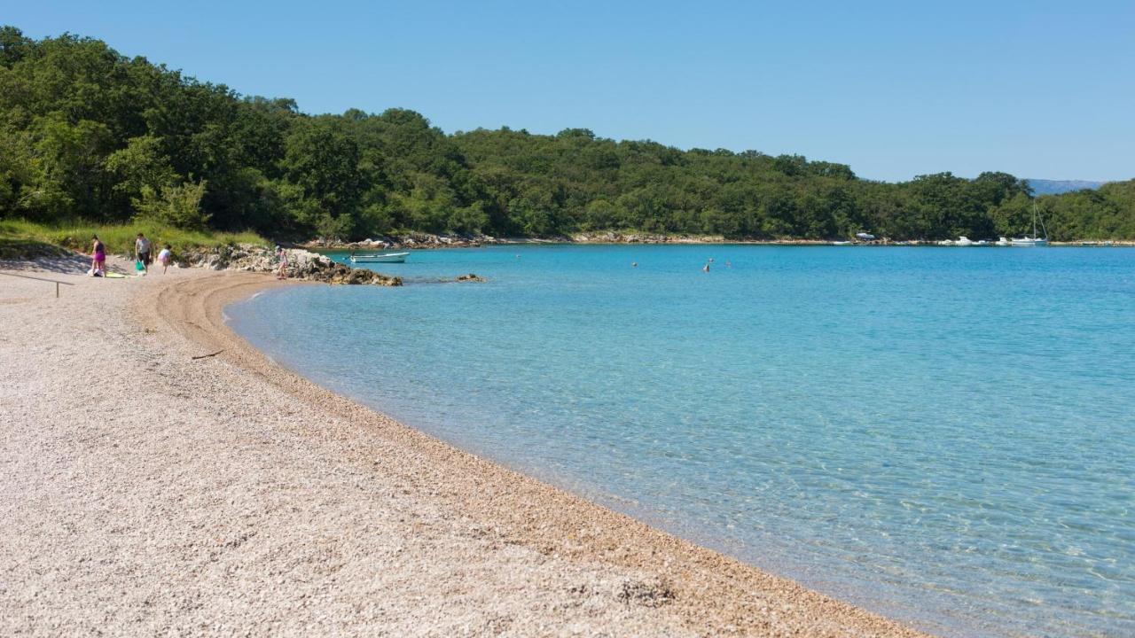 Vila Monika Njivice